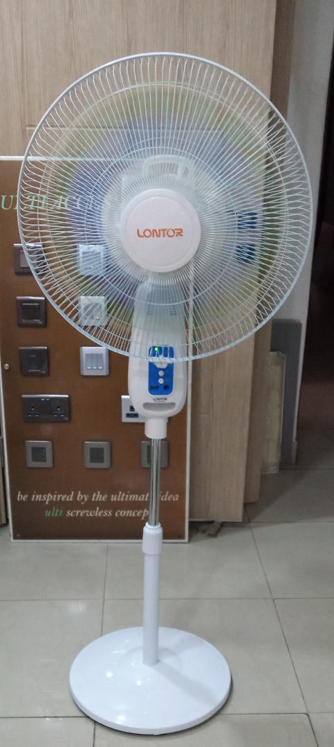 lontor-18-inch-rechargeable-standing-fan-newcoolmex